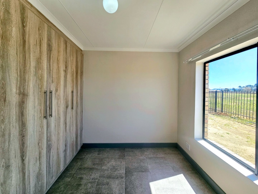 2 Bedroom Property for Sale in Heidedal Free State